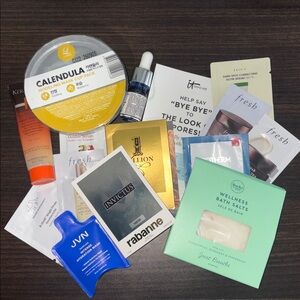 Beauty Samples Bundle ✨